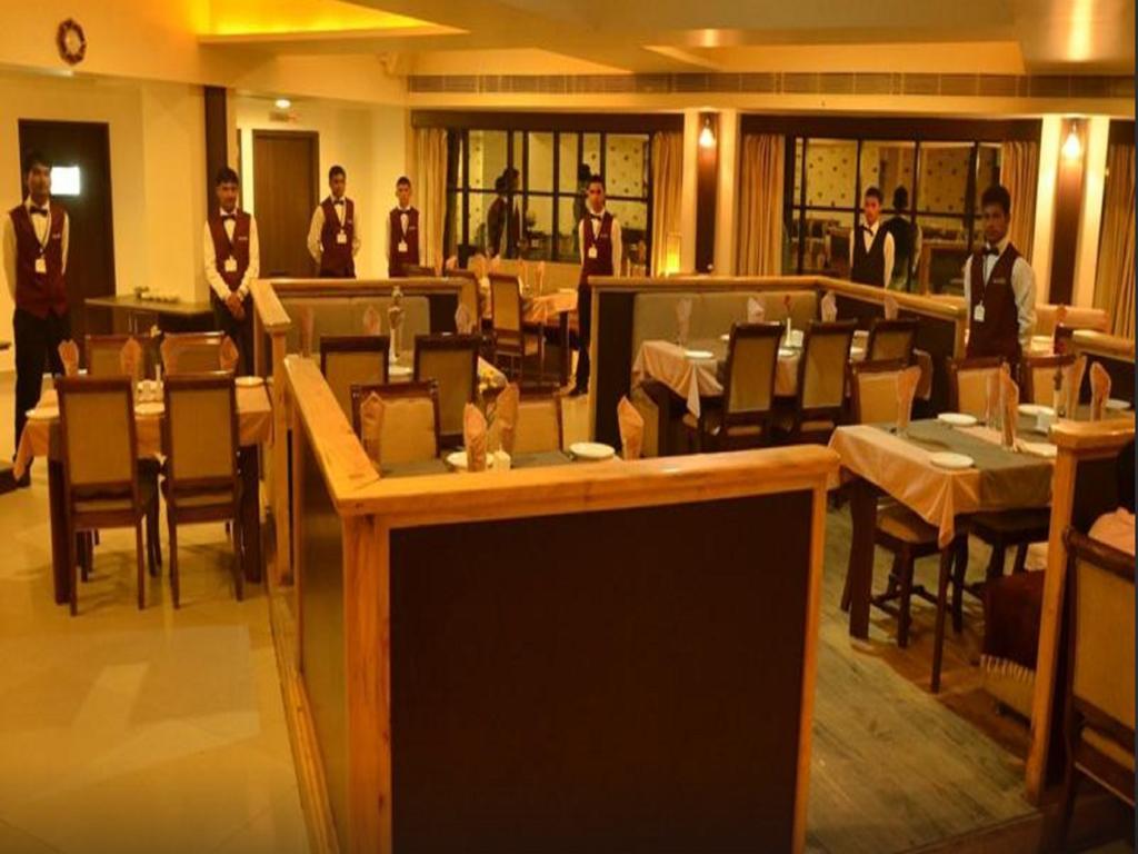 เซเว่น สกาย คล้าร์ก เอ็กโซติกา Hotel ภุช ภายนอก รูปภาพ